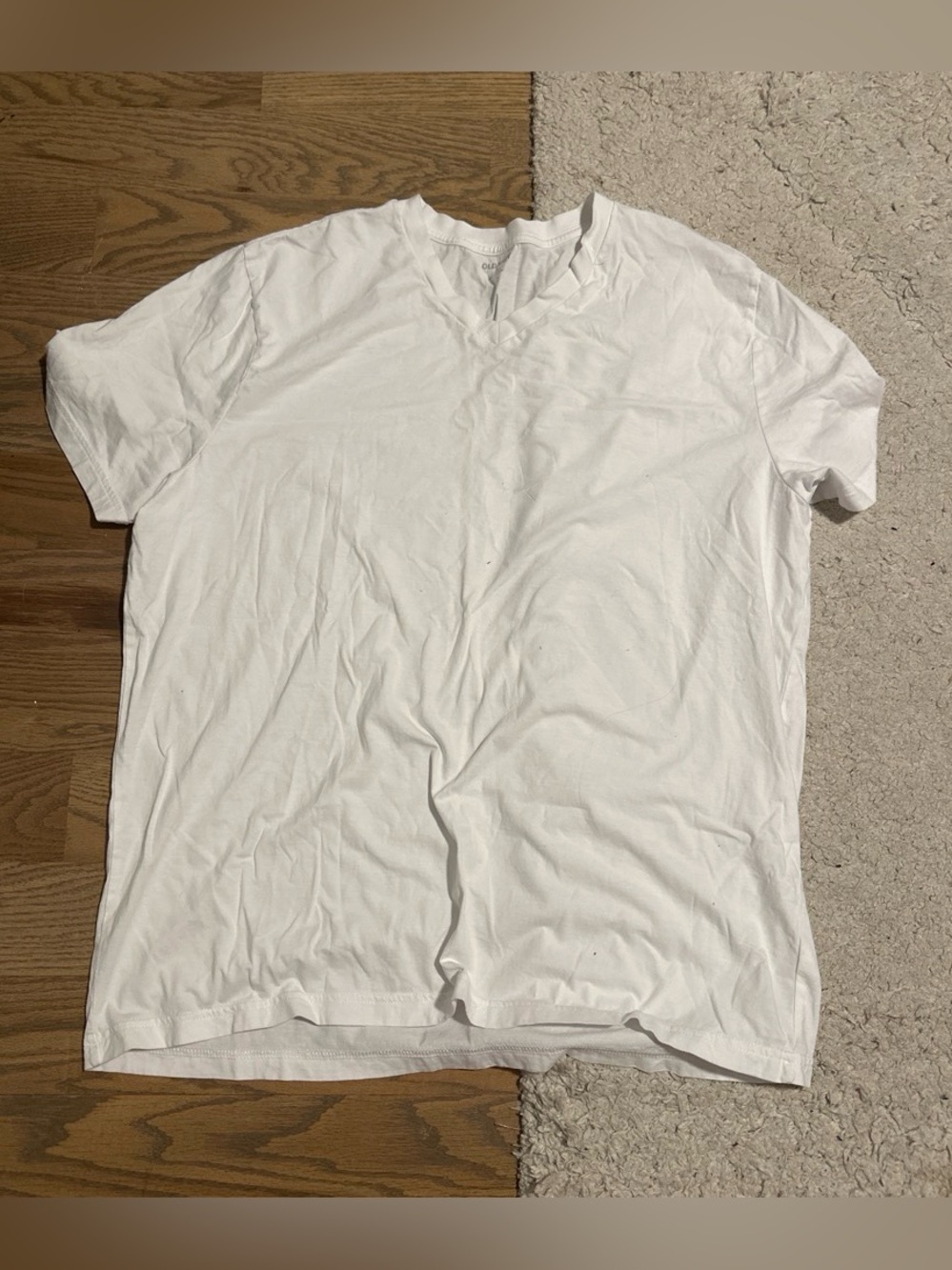 Old Navy White Short Sleeve V-Neck Tee